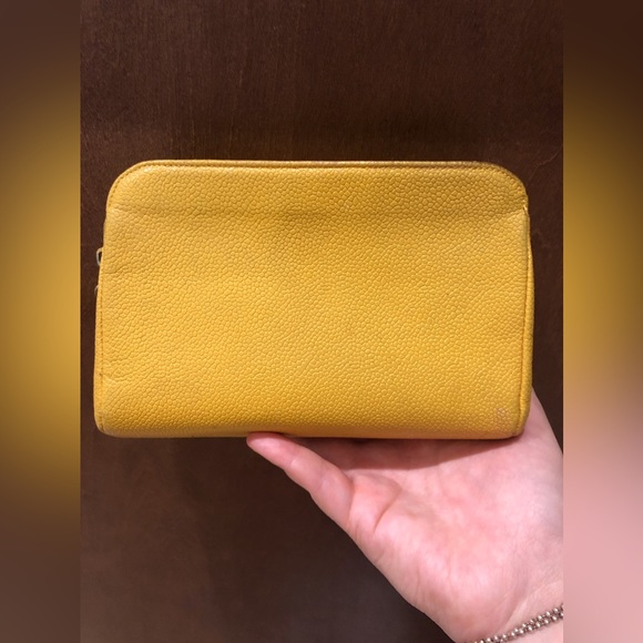 Chanel Yellow Caviar Timeless CC Zip Pouch - Rare - Picture 5 of 16